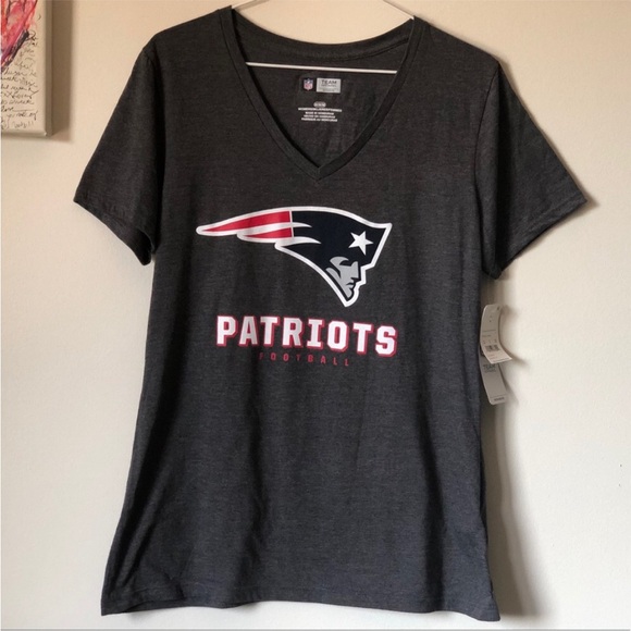 NWT New England Patriots NFL tee - women’s Fanatics Pats t-shirt - size Medium - Picture 12 of 12
